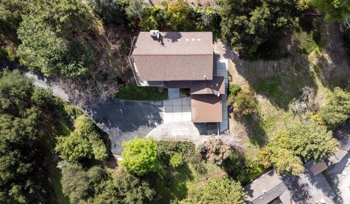Los Altos Hills, CA 94024,11569 Arroyo Oaks Drive