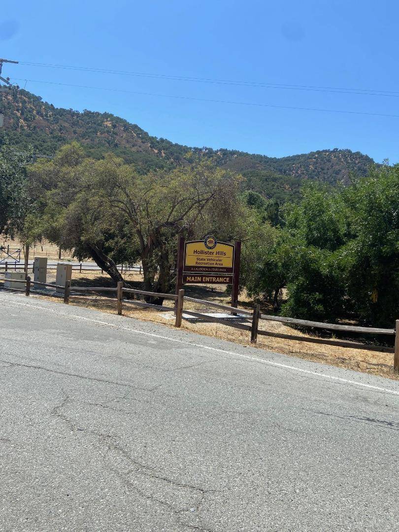 Hollister, CA 95023,13160 Cienega Road