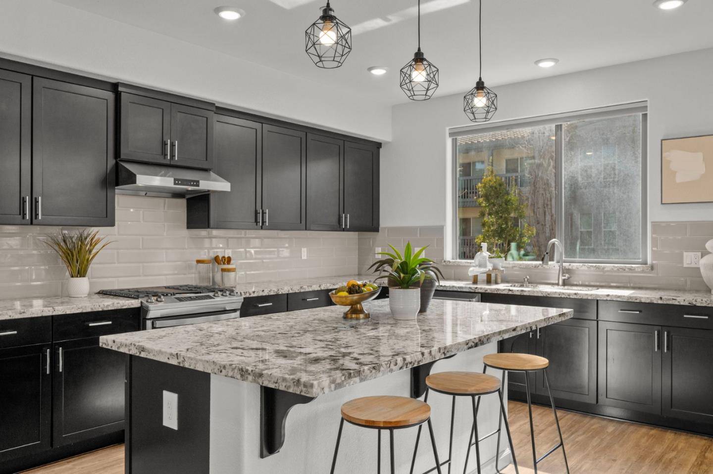 Hayward, CA 94544,25230 Parklane Drive