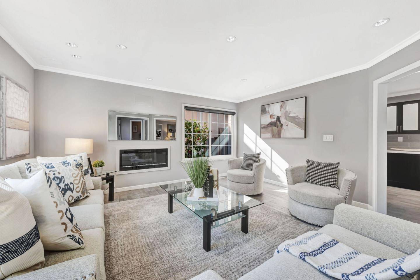 Cupertino, CA 95014,21035 Cory Court