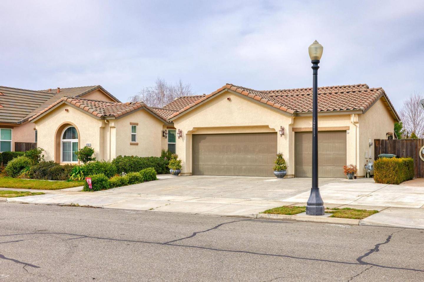 Oakdale, CA 95361,2532 Laurel Ridge Court