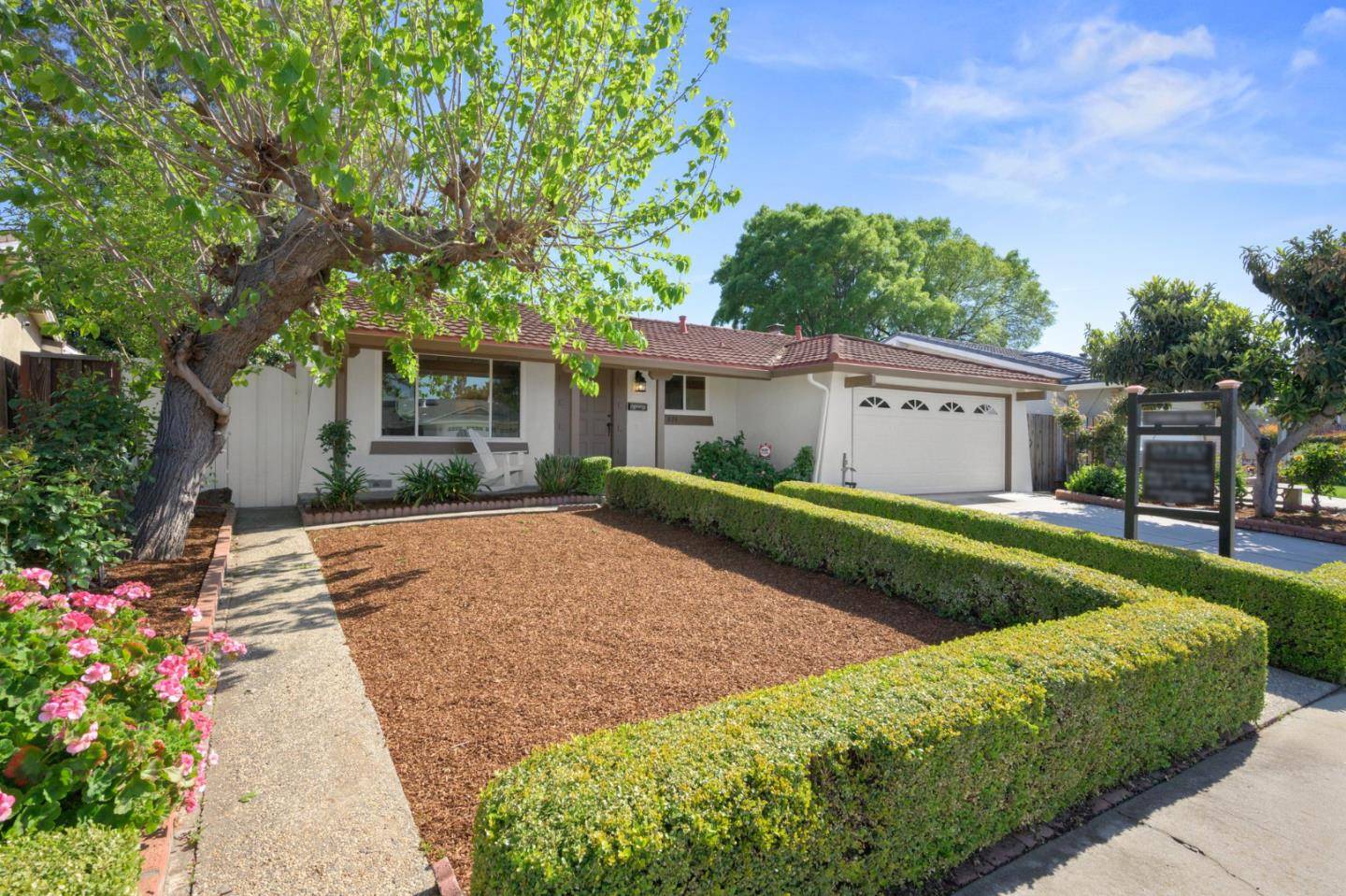 San Jose, CA 95136,874 Knollfield Way