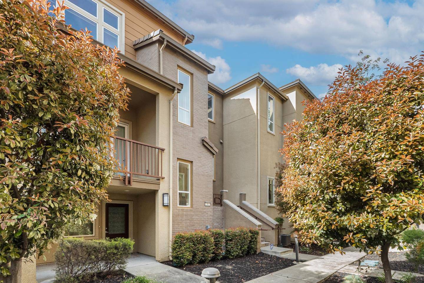 San Jose, CA 95132,2412 Stearman Court #6