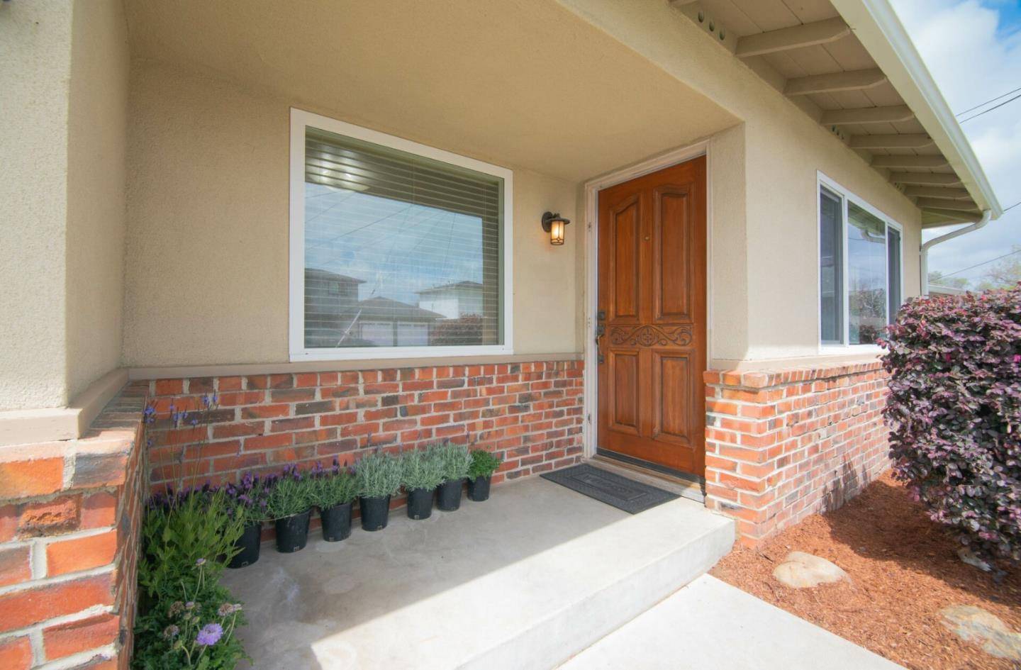 Watsonville, CA 95076,90 Beverly Drive