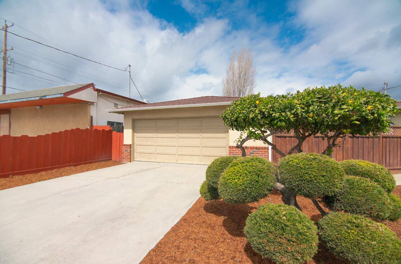 Watsonville, CA 95076,90 Beverly Drive