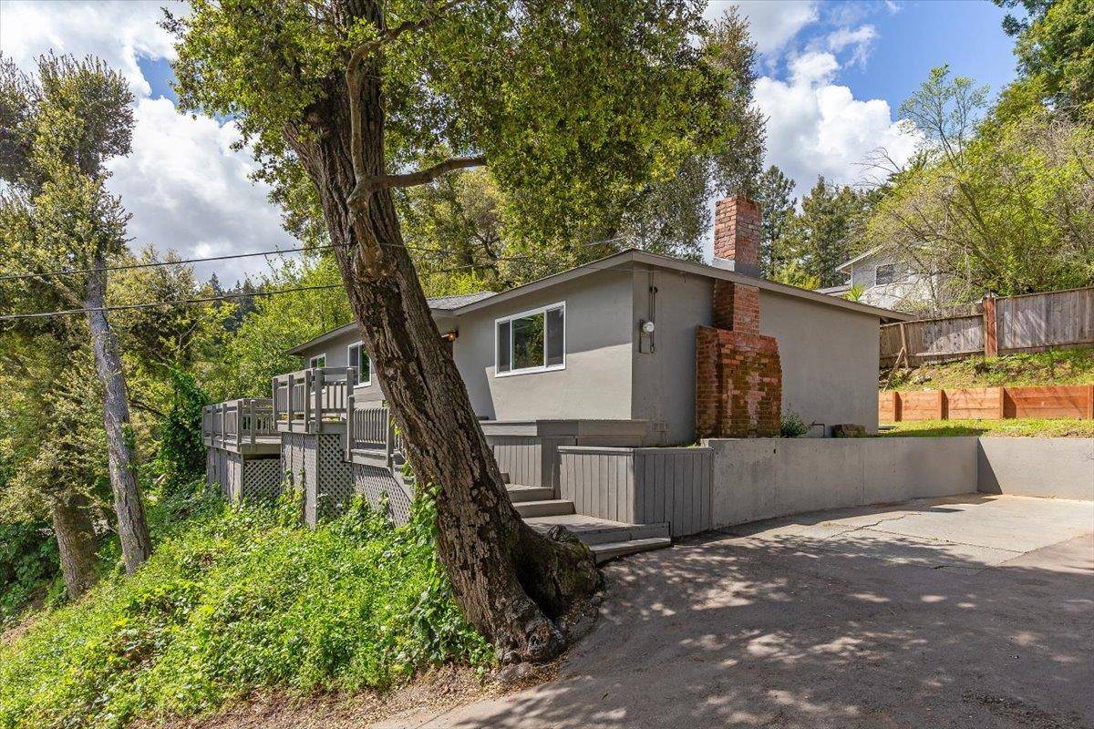 Los Gatos, CA 95033,21525 Madrone Drive