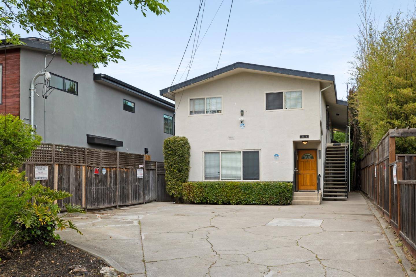 Berkeley, CA 94703,1819 Carleton Street