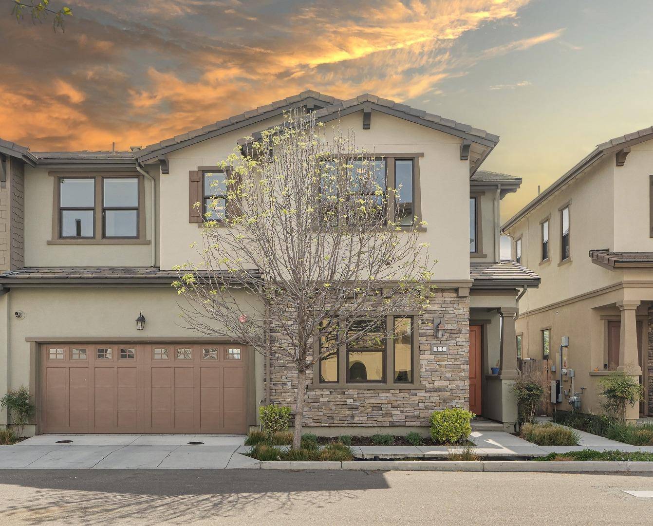 Sunnyvale, CA 94085,718 Santa Cecilia Terrace