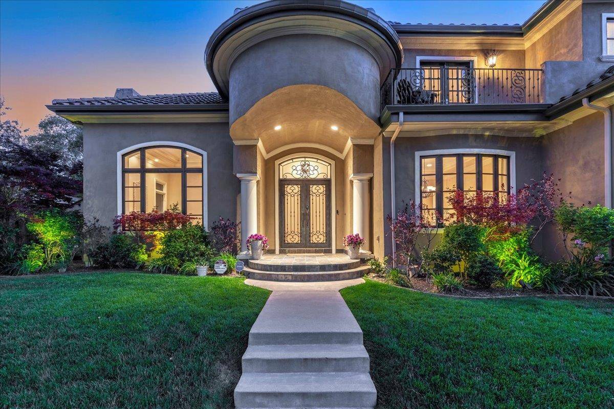 Menlo Park, CA 94025,1271 Bellair Way