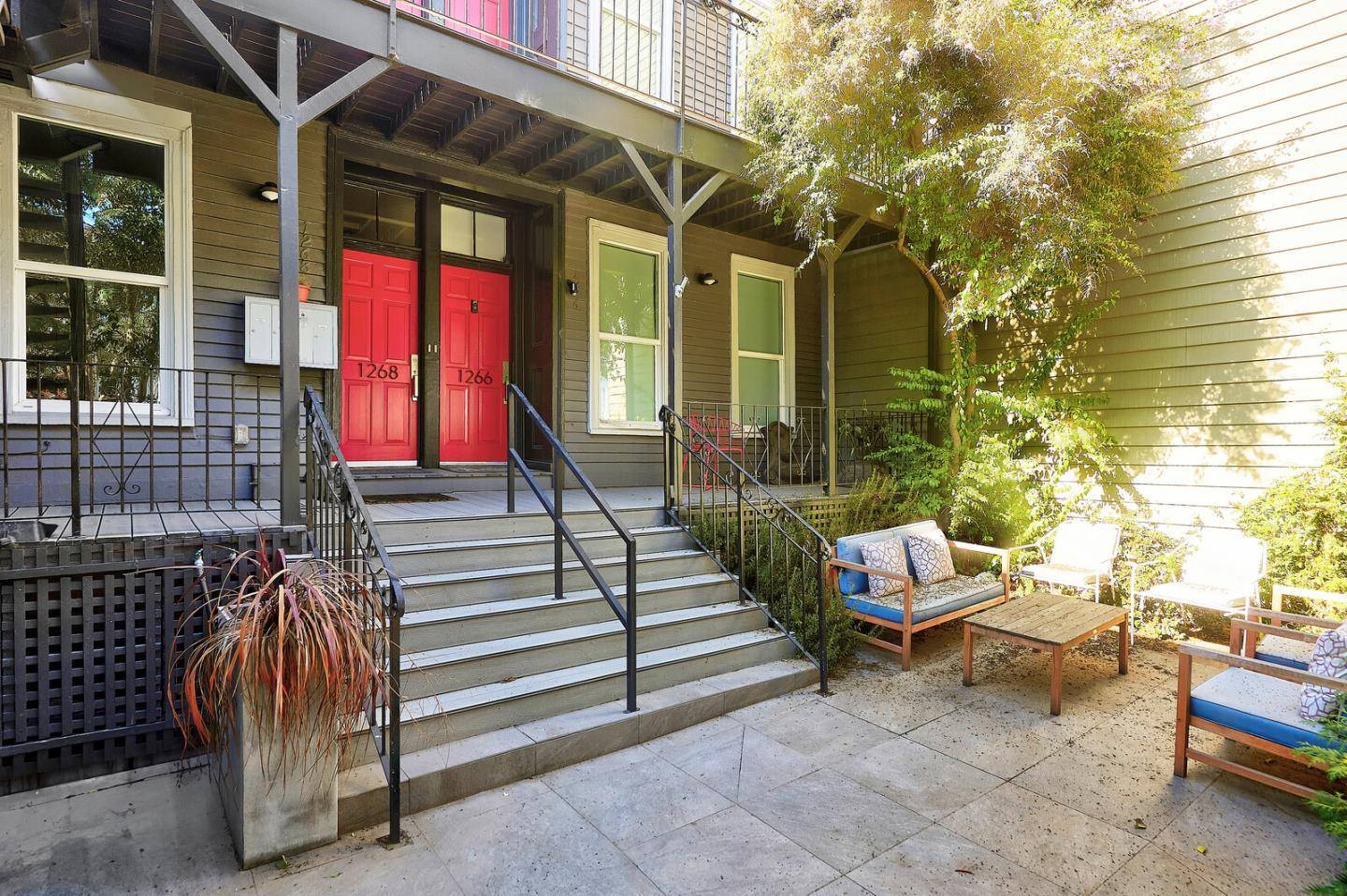 San Francisco, CA 94110,1268 Hampshire Street