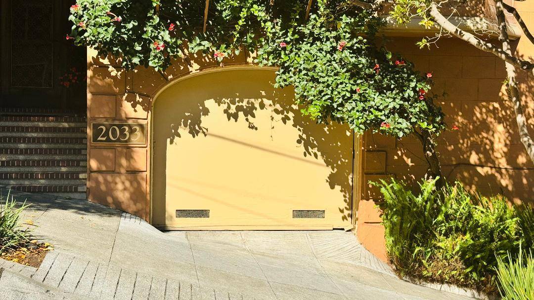 San Francisco, CA 94133,2033 Leavenworth Street #D