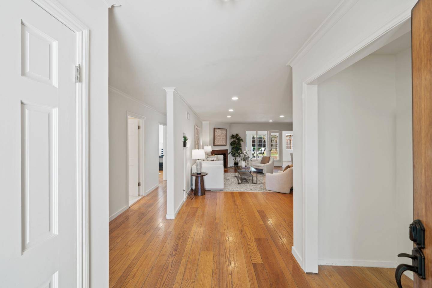 Redwood City, CA 94062,824 Canyon Road