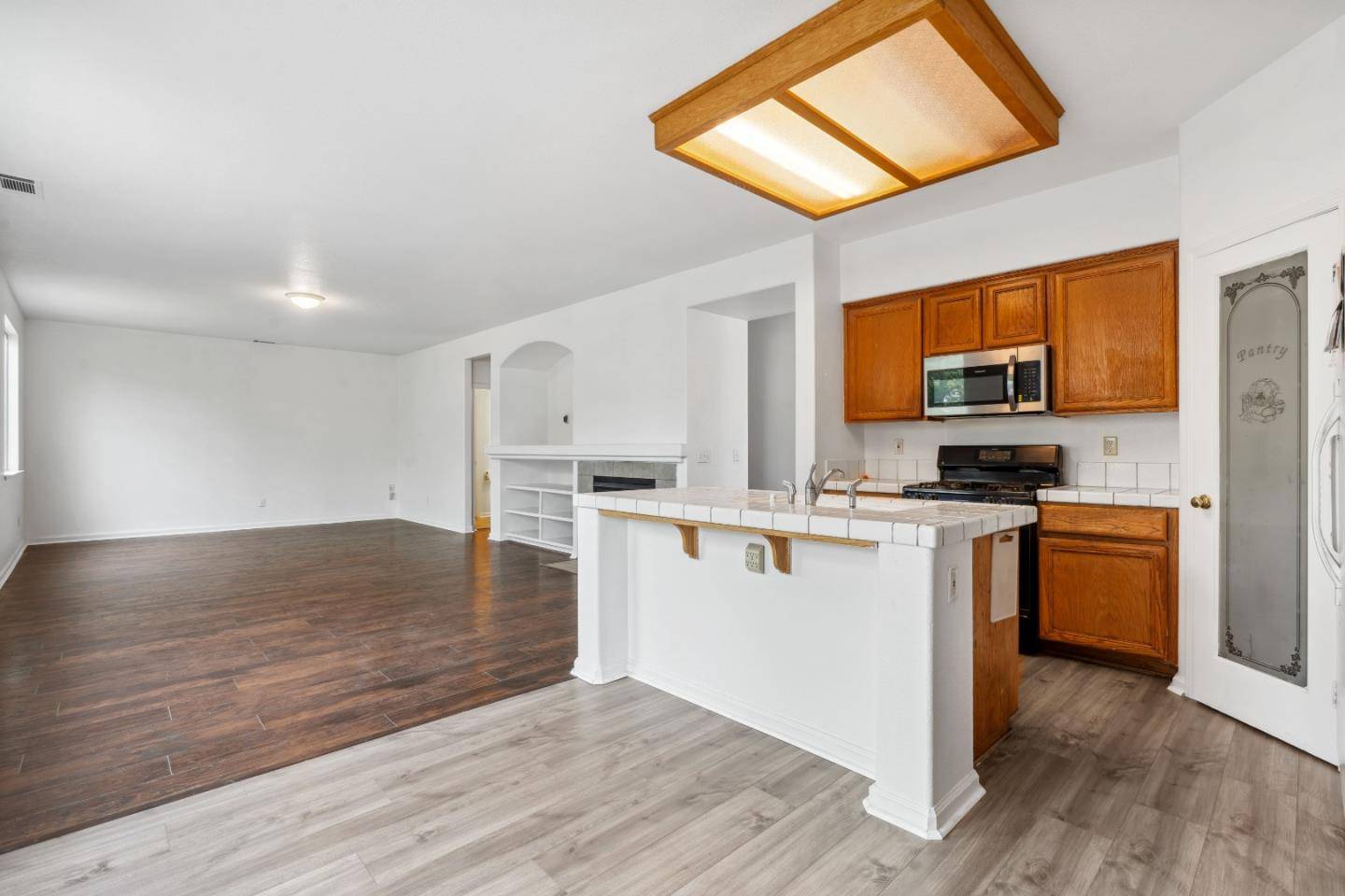 Stockton, CA 95206,4114 Van Gogh Court