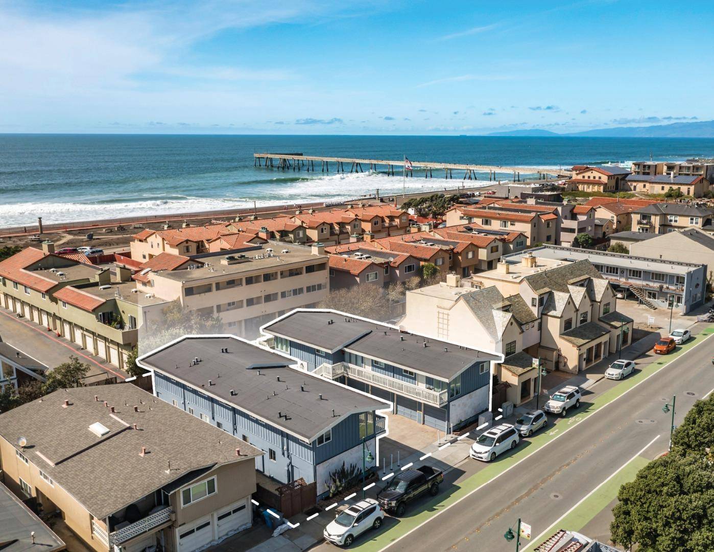 Pacifica, CA 94044,2408 Palmetto Avenue