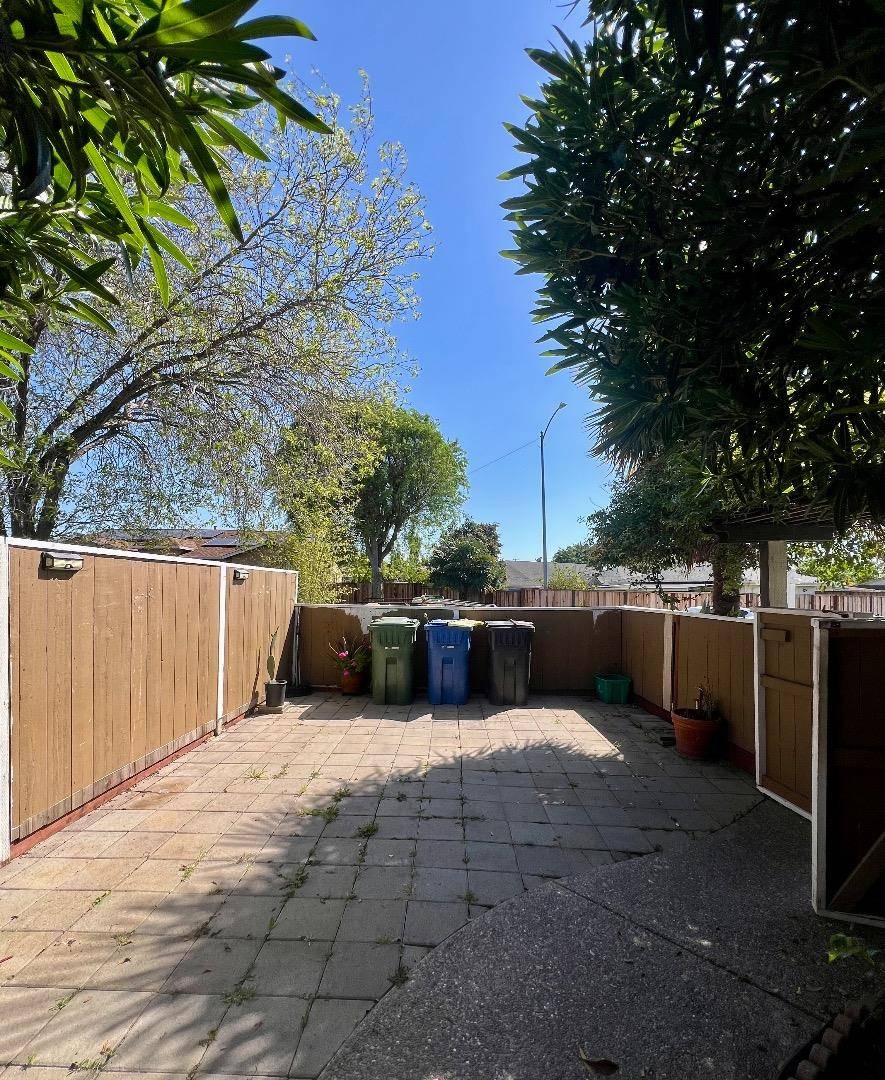 Milpitas, CA 95035,1449 Mercury Court