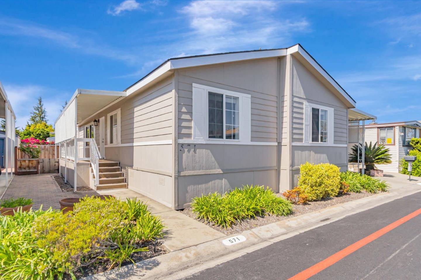 Sunnyvale, CA 94089,1220 Vienna Drive #571