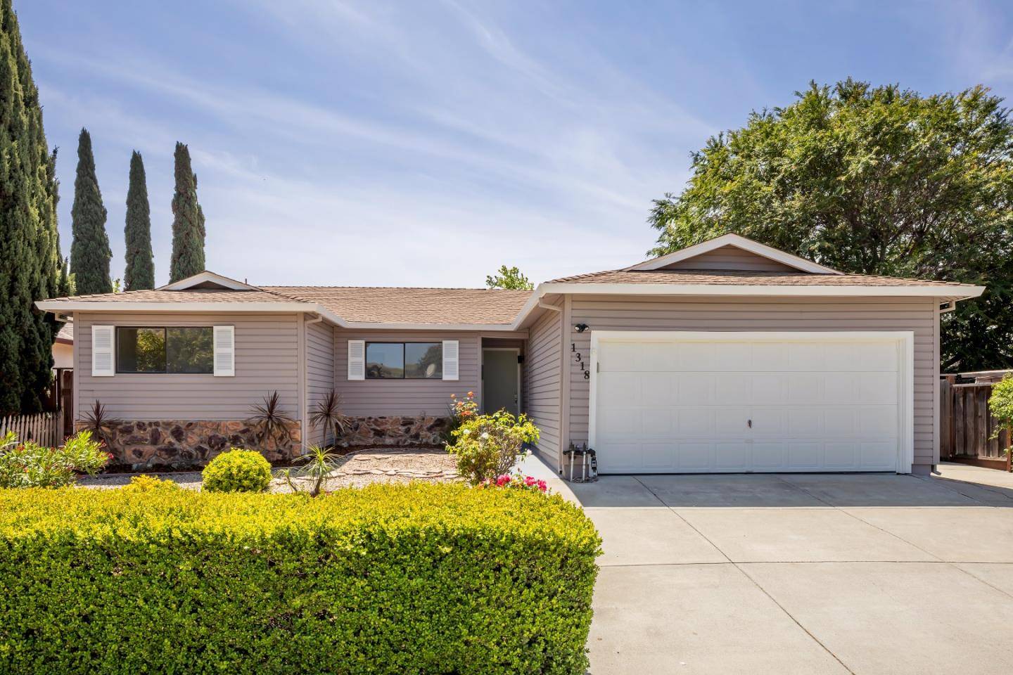 Milpitas, CA 95035,1318 Guerrero Court