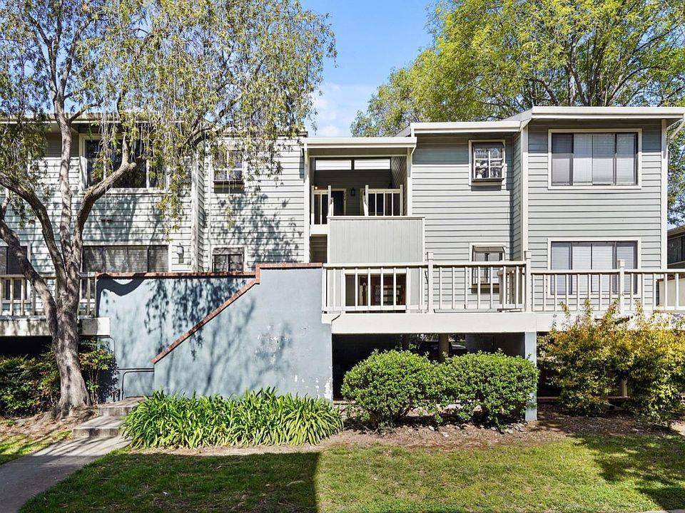 Fremont, CA 94536,3517 Birchwood Terrace #204