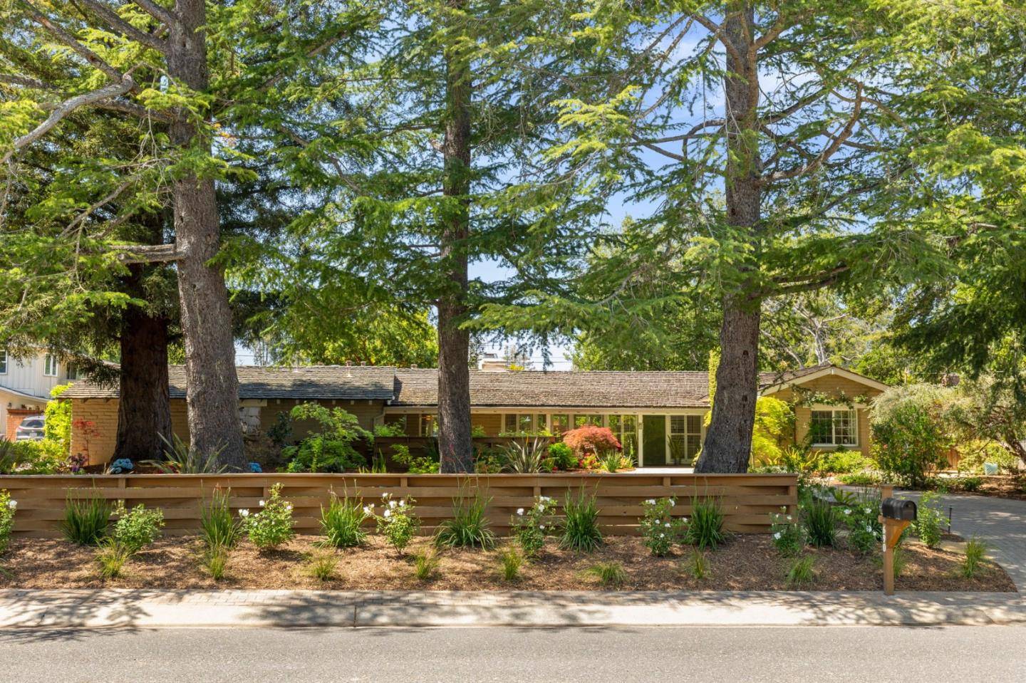 Los Altos, CA 94022,690 Torwood Lane