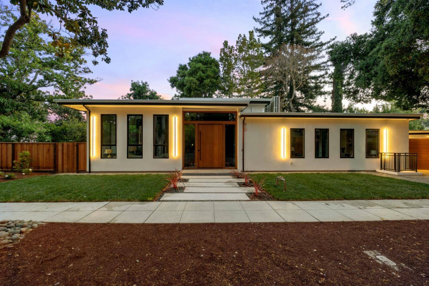 Palo Alto, CA 94301,90 Crescent Drive