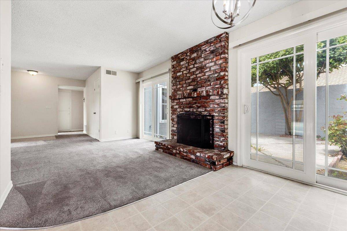 Salinas, CA 93906,1656 Seville Street