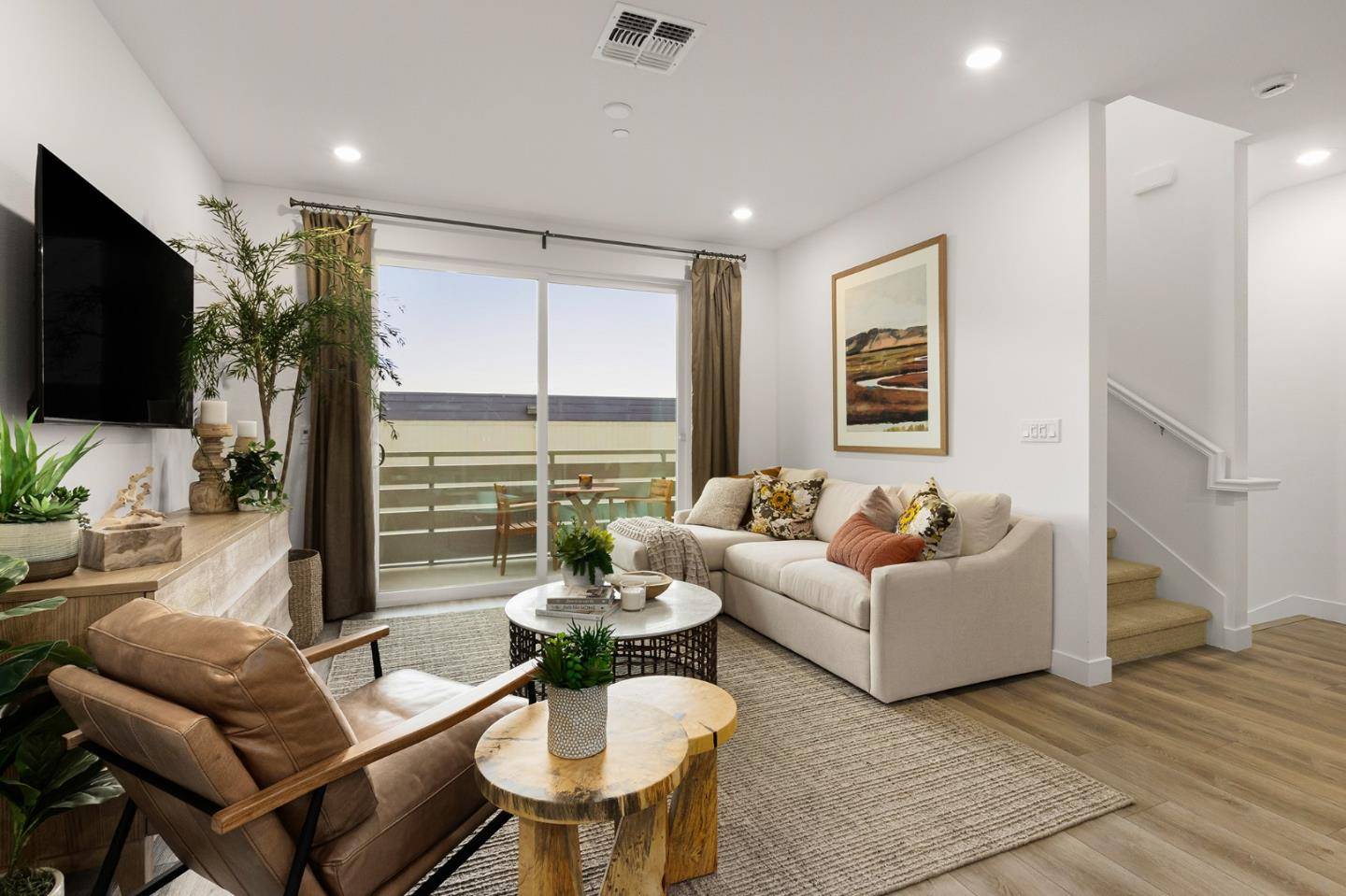 Sunnyvale, CA 94087,1303 Barbet Circle #7