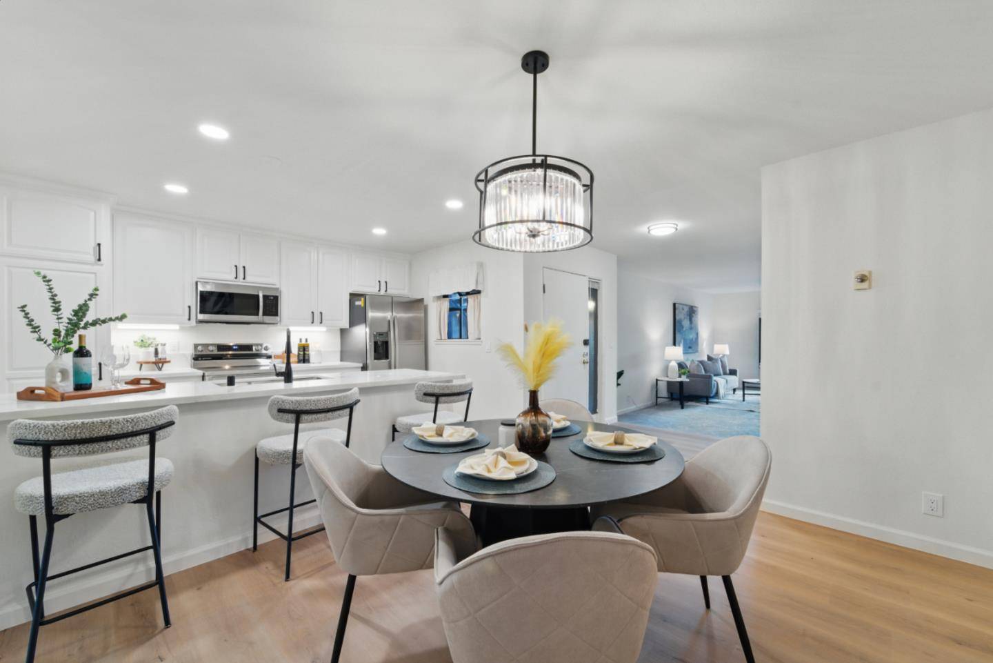 Fremont, CA 94538,4303 Sacramento Avenue #124