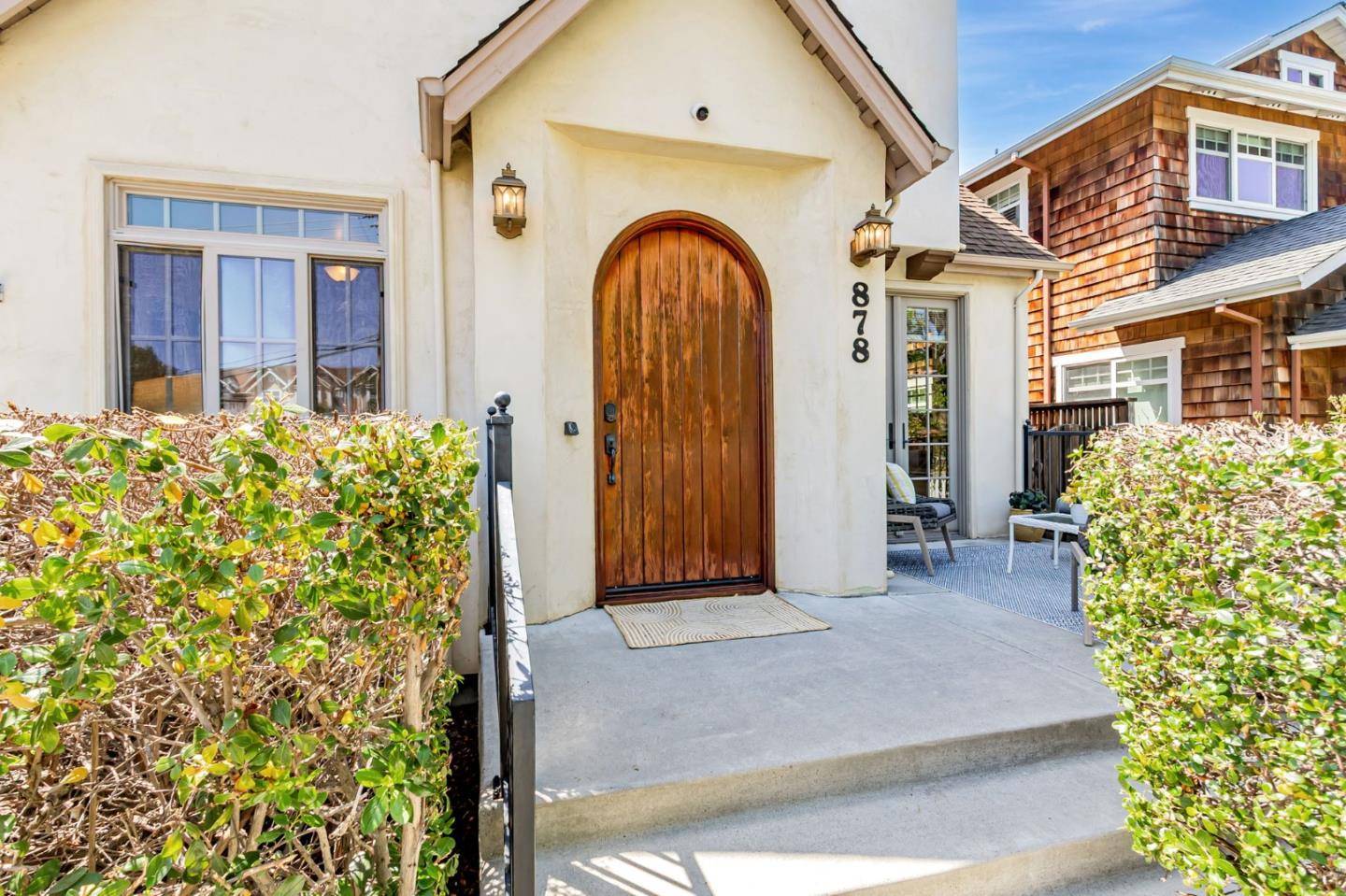 Mountain View, CA 94043,878 Sierra Vista Avenue