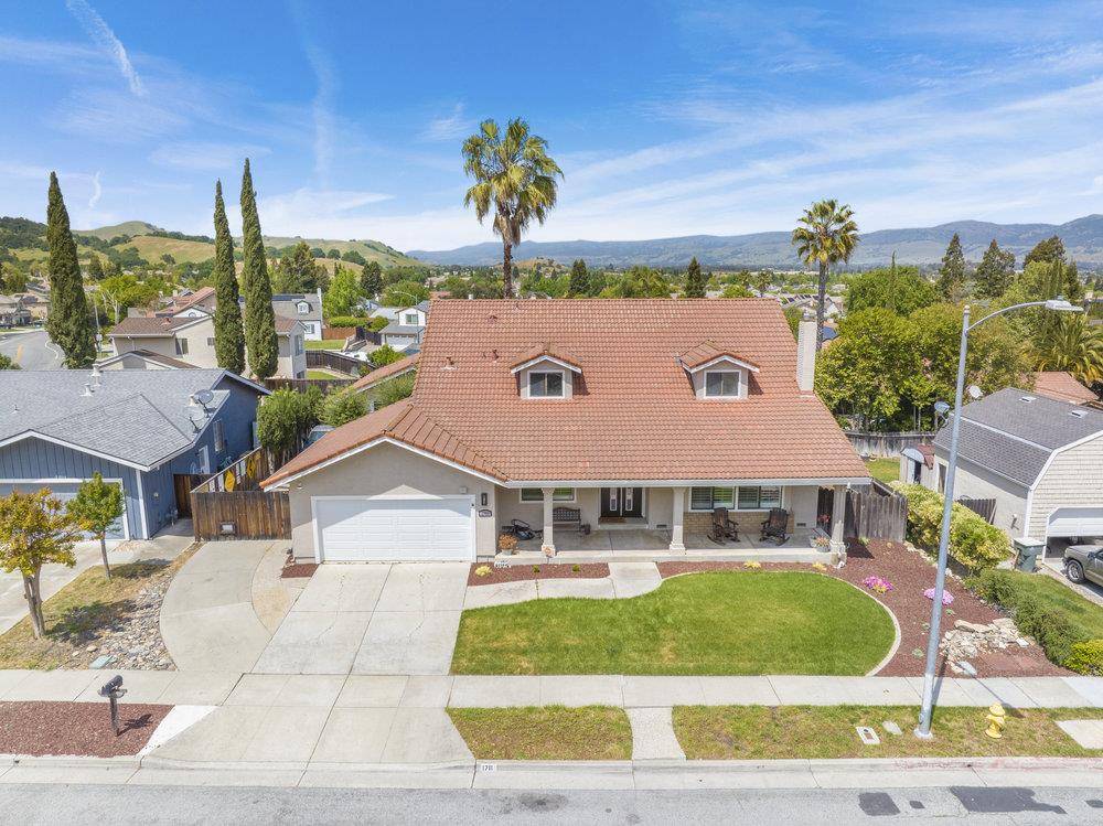 Gilroy, CA 95020,1711 Mantelli Drive