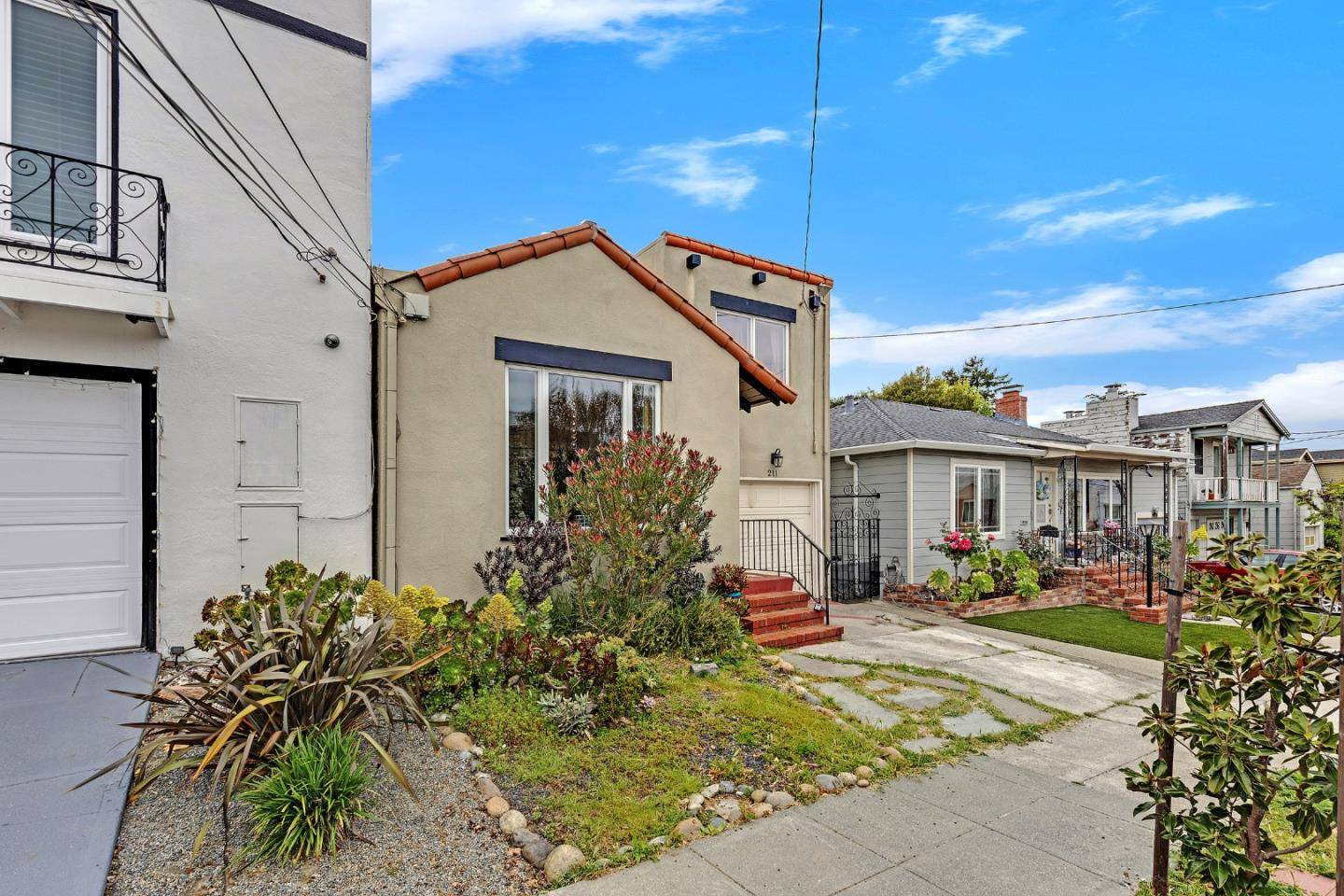 San Bruno, CA 94066,211 Linden Avenue