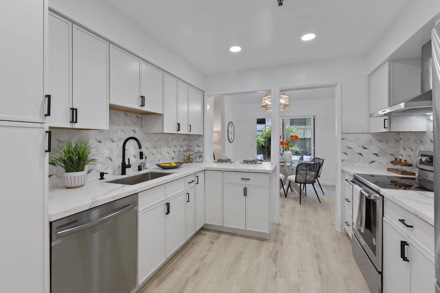 Mountain View, CA 94040,49 Showers Drive #K427