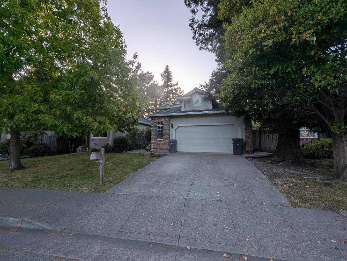 Petaluma, CA 94954,108 Tuxedo Court