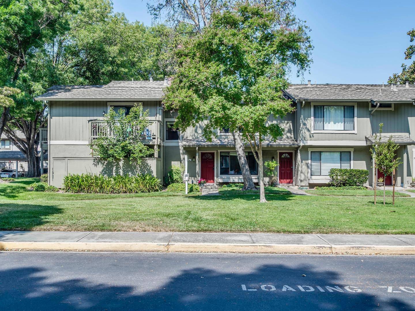 San Jose, CA 95136,4950 Flat Rock Circle