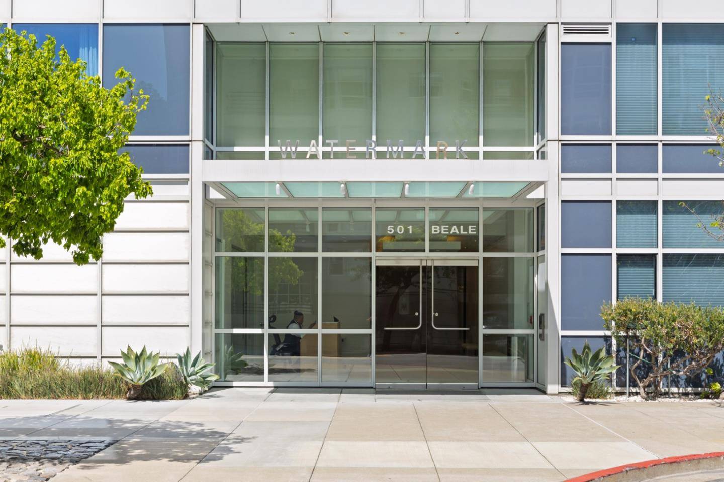 San Francisco, CA 94105,501 Beale Street #10E