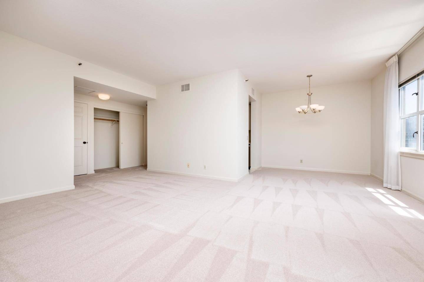 San Mateo, CA 94401,1 Baldwin Avenue #709