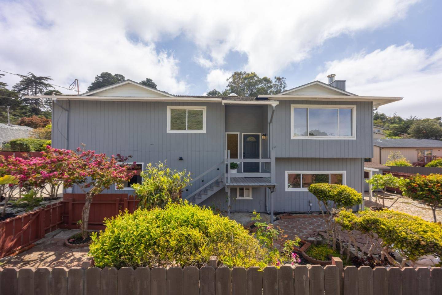 Pacifica, CA 94044,511 Buel Avenue