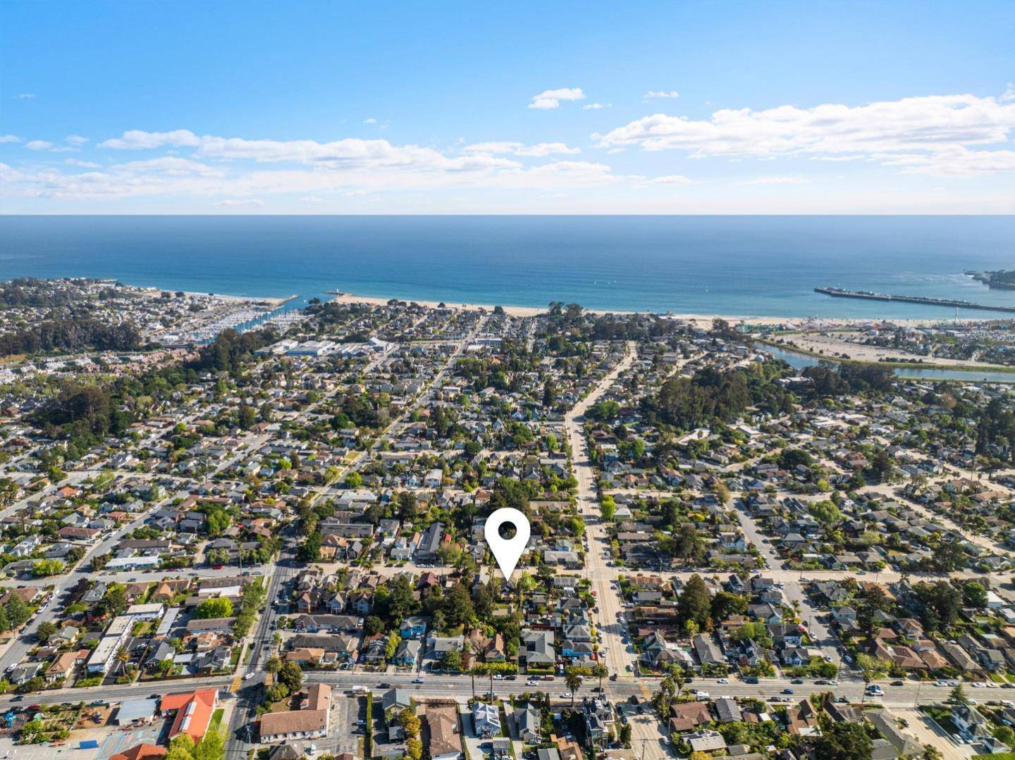 Santa Cruz, CA 95062,613 Windsor Street