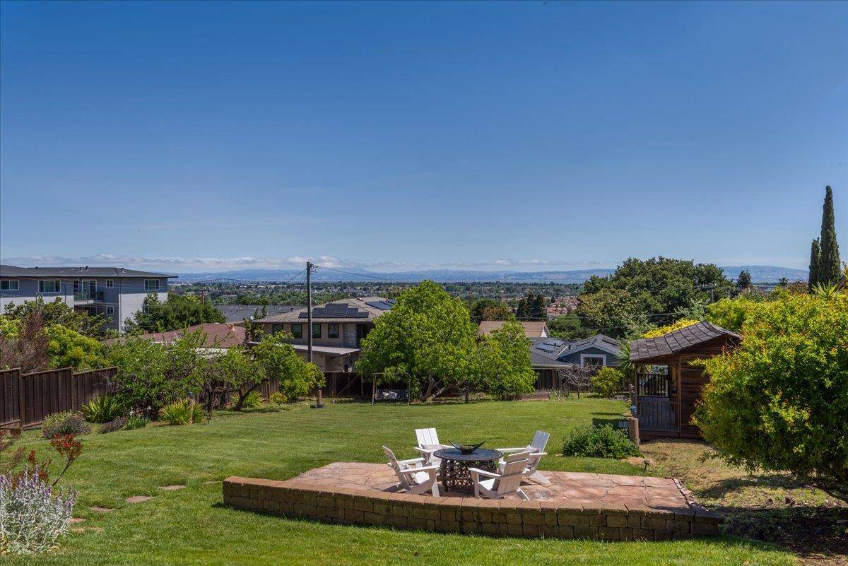 Belmont, CA 94002,1720 Hillman Avenue