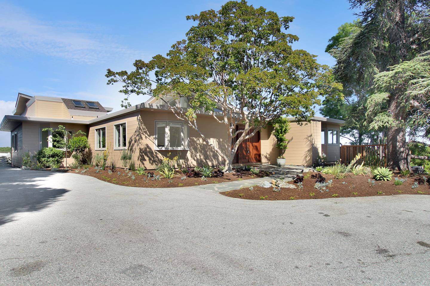 Portola Valley, CA 94028,415 Golden Oak Drive