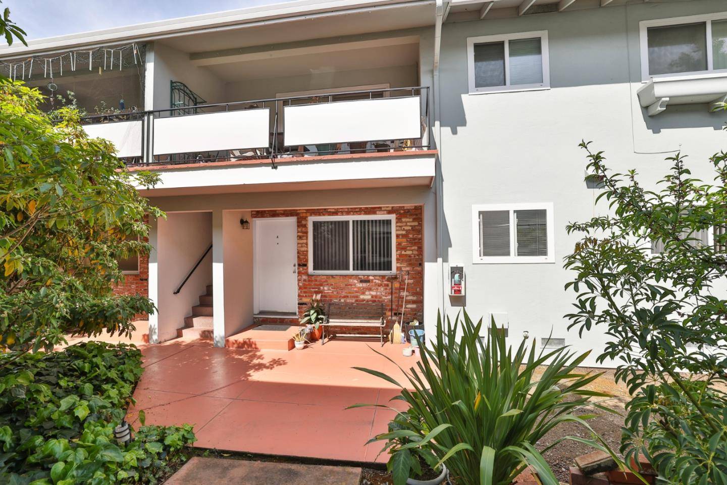Mountain View, CA 94040,1830 Ednamary Way