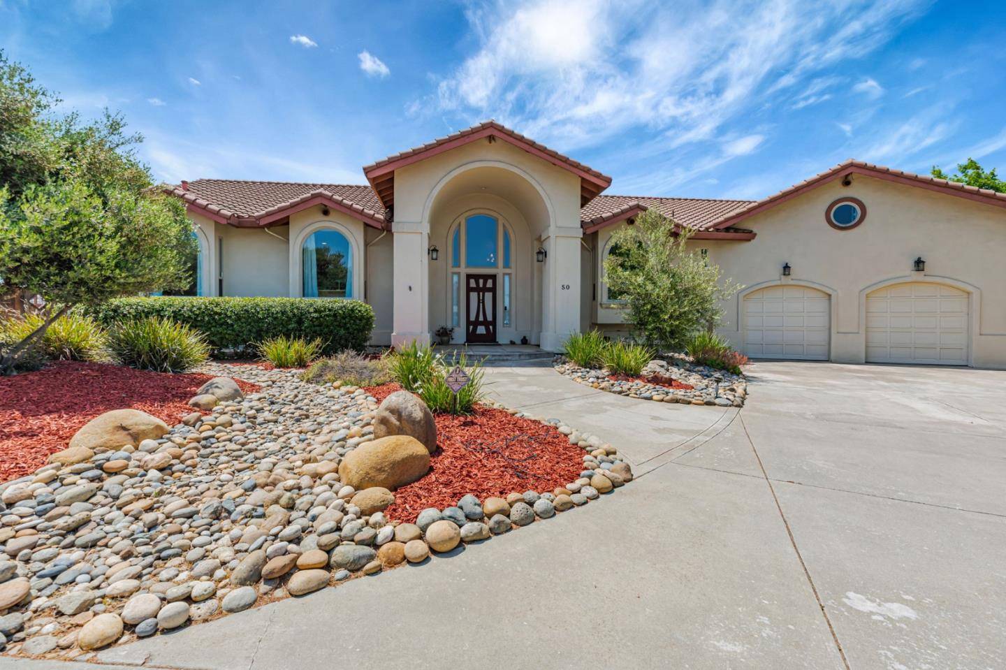 Hollister, CA 95023,50 Schmidt Court