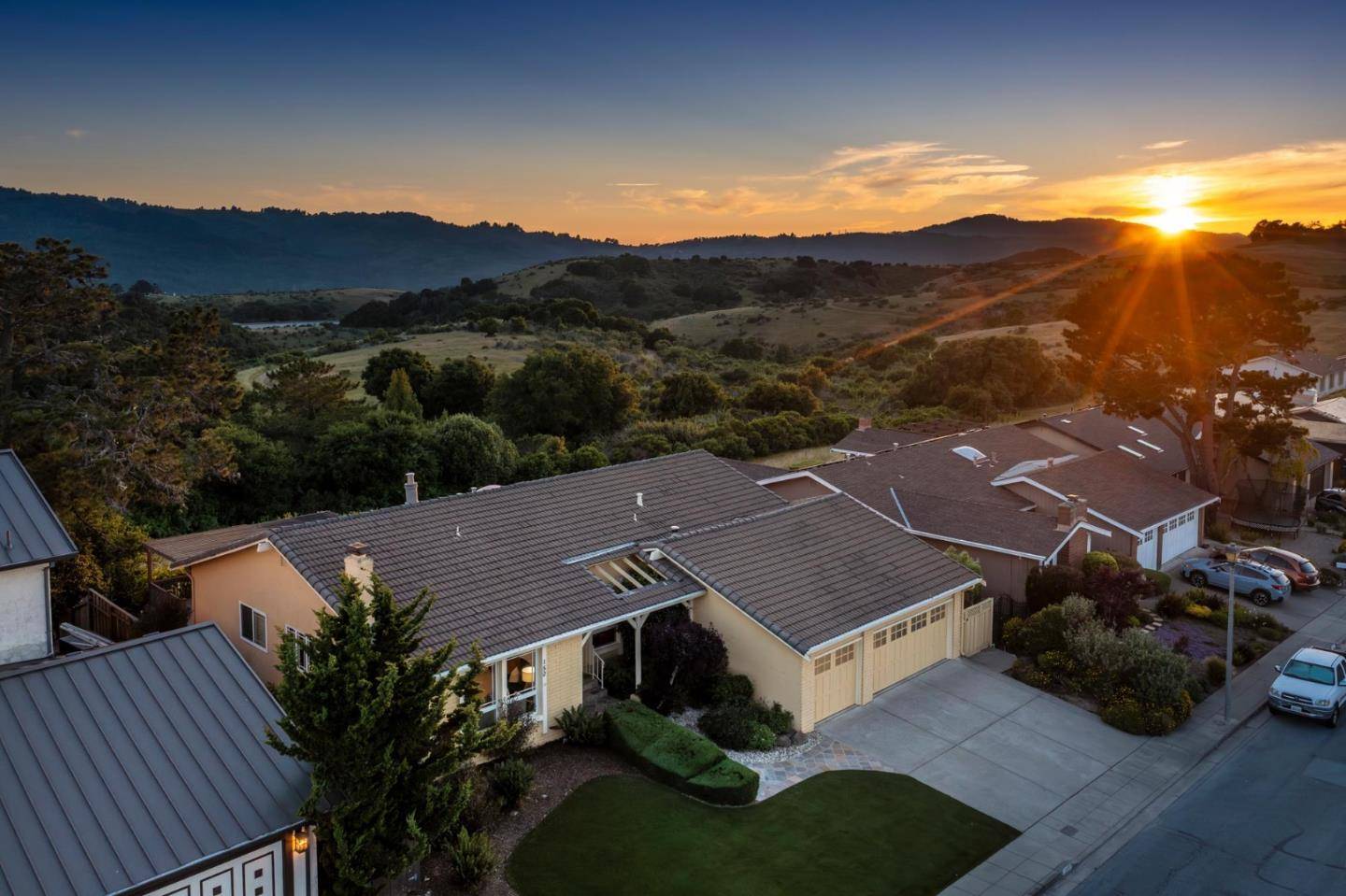 San Carlos, CA 94070,150 Crestview Drive