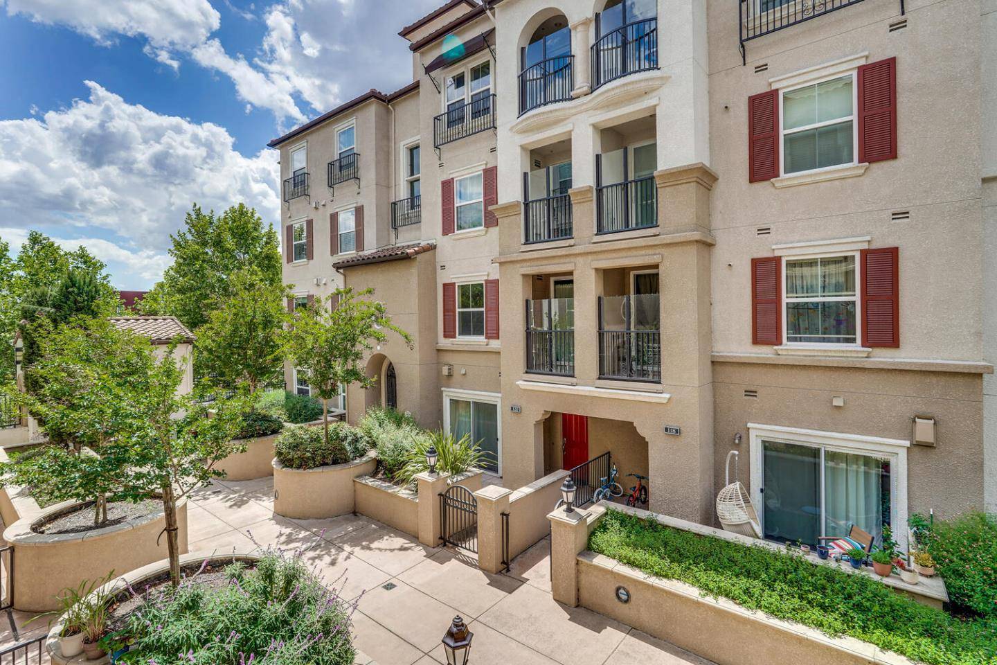 Dublin, CA 94568,3385 Dublin Boulevard #138