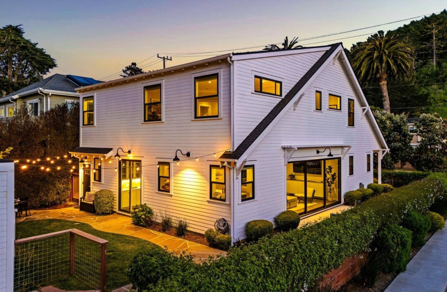 Pacifica, CA 94044,191 Winona Avenue