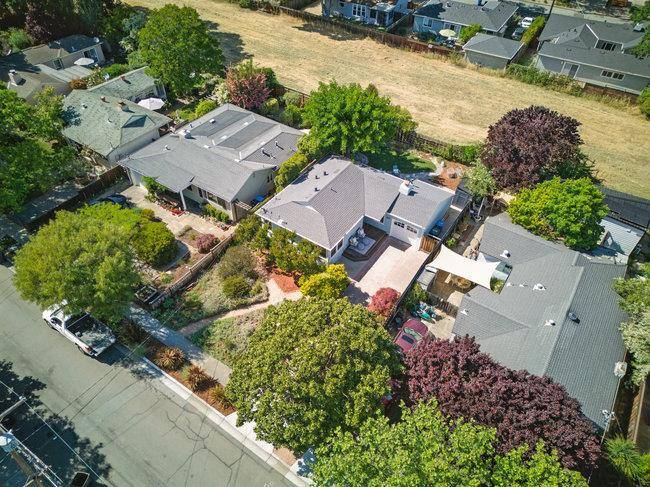 Menlo Park, CA 94025,843 15th Avenue