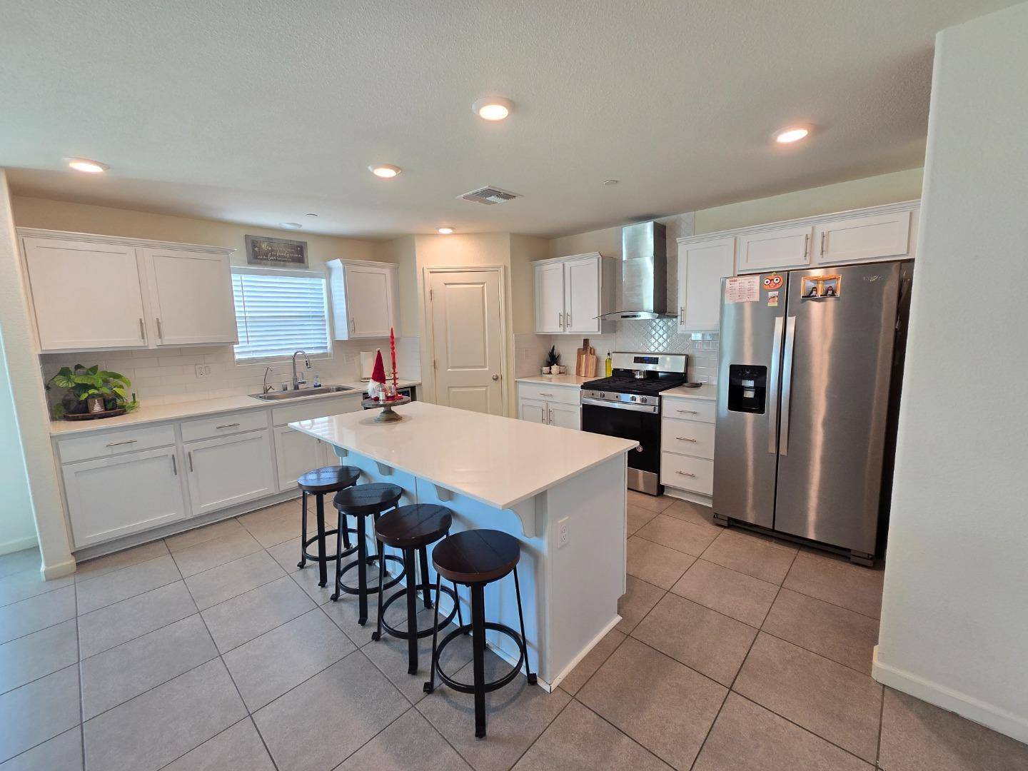 Los Banos, CA 93635,256 San Pelmo Court