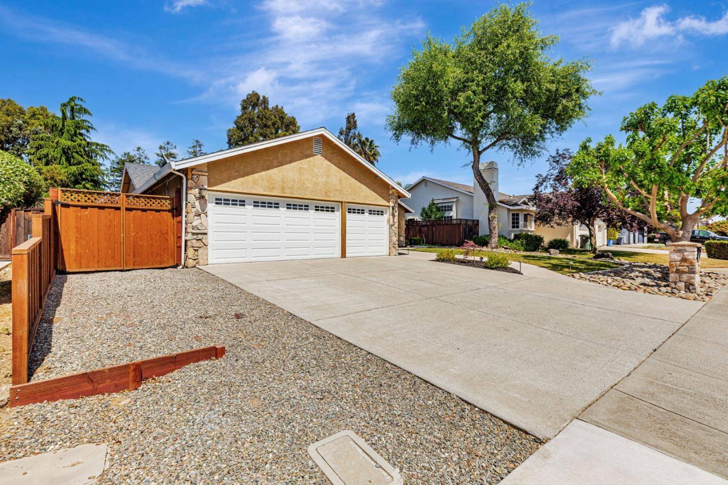 Morgan Hill, CA 95037,17402 Walnut Grove Drive
