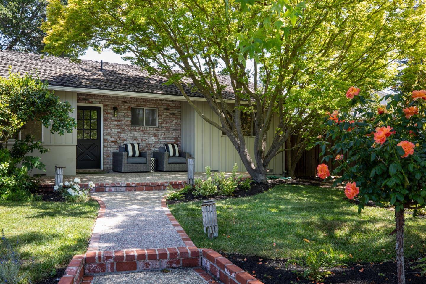 Los Altos, CA 94022,939 Carmel Court