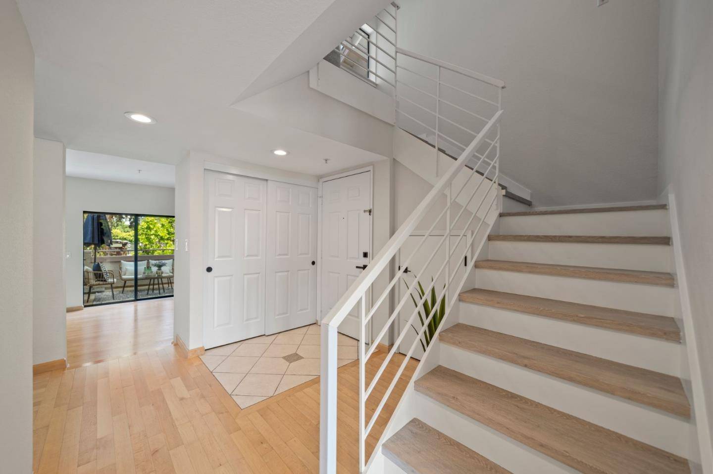 Palo Alto, CA 94306,3073 Middlefield Road #203