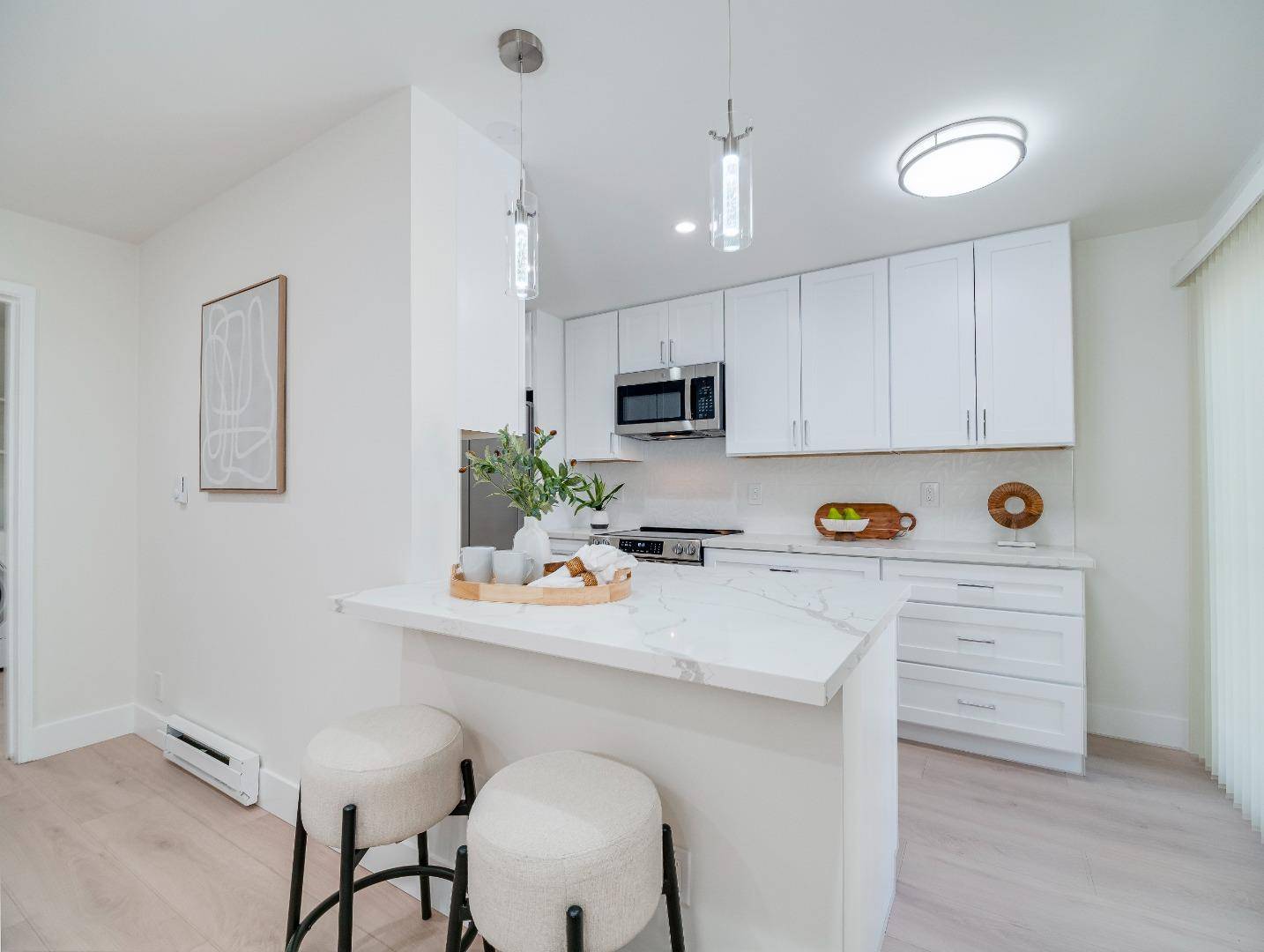 San Mateo, CA 94401,218 Tilton Avenue #101